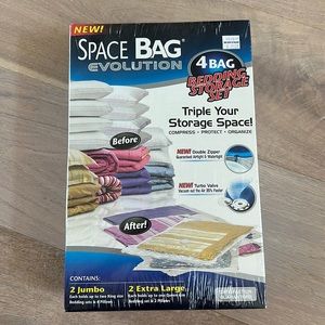 Storage bags by evolution. NWT.